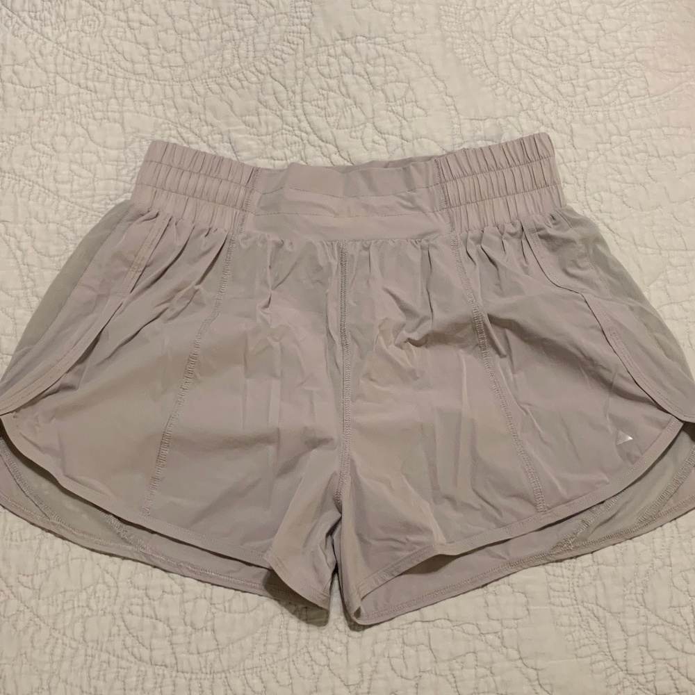 The Breeze Short Sea Salt